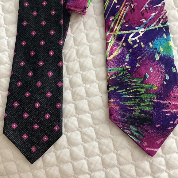 Two Beautiful 100% Silk Ties Egara and Signore!! in very good preowned condition - Picture 2 of 6